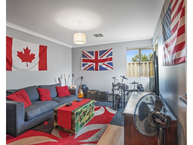 24 Shelduck Bend, Harrisdale WA 6112