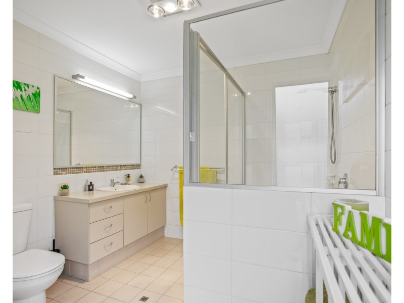 24 Shelduck Bend, Harrisdale WA 6112