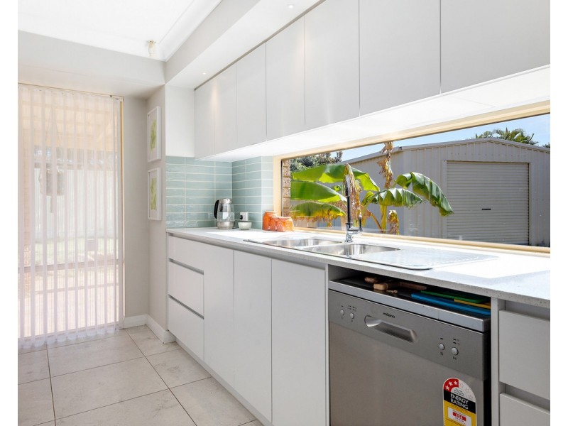 13 Redgum Court, Thornlie WA 6108