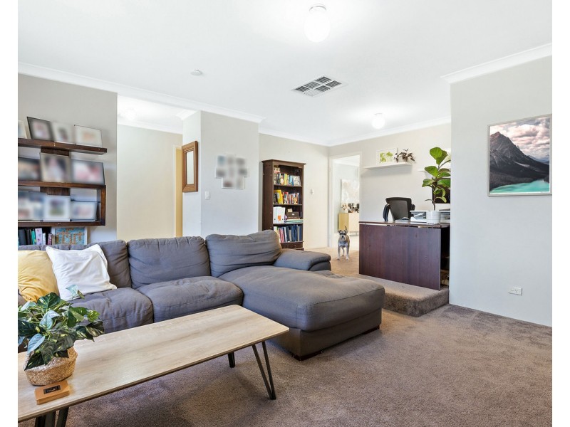 13 Redgum Court, Thornlie WA 6108