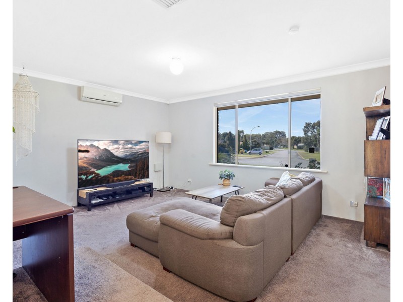 13 Redgum Court, Thornlie WA 6108