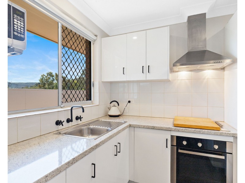 39 Paterson Road, Mount Nasura WA 6112