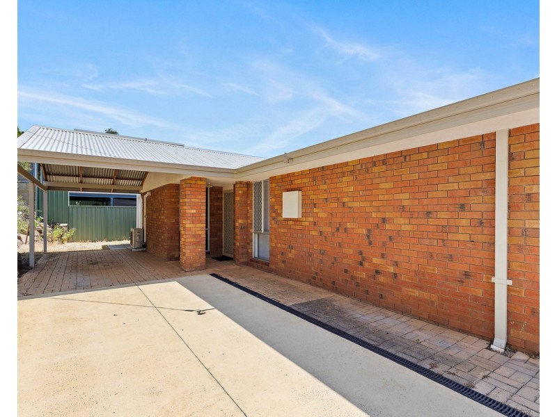 39 Paterson Road, Mount Nasura WA 6112