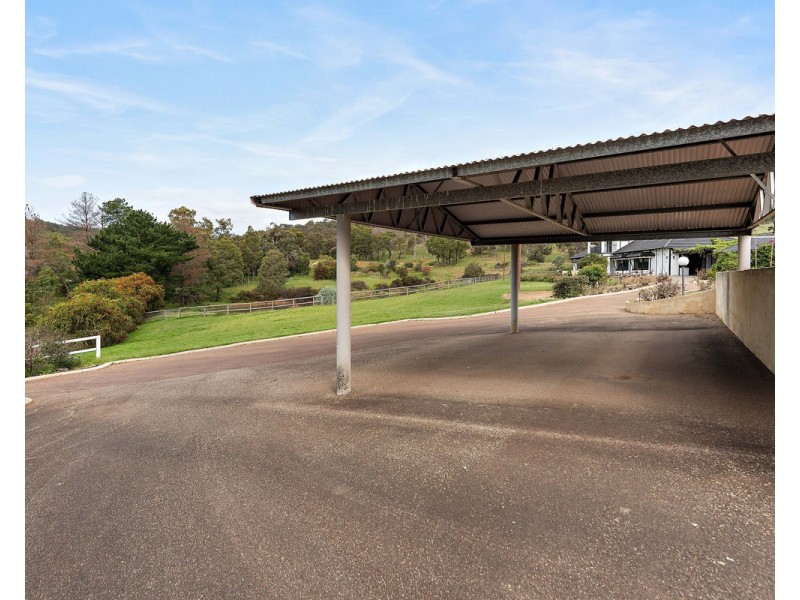 149 Carradine Road, Bedfordale WA 6112