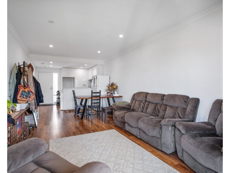 213/348 Railway Parade, Beckenham WA 6107