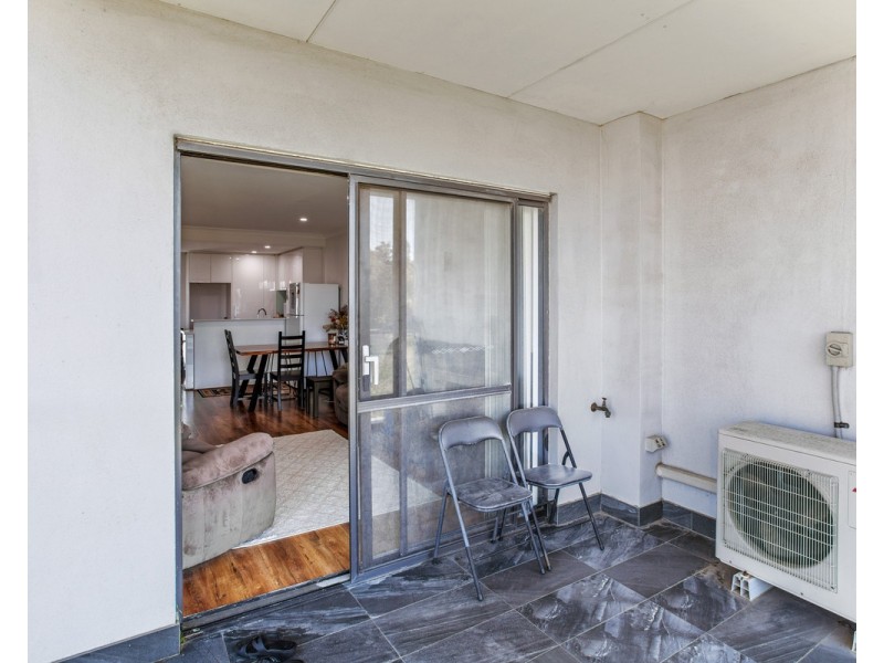 213/348 Railway Parade, Beckenham WA 6107