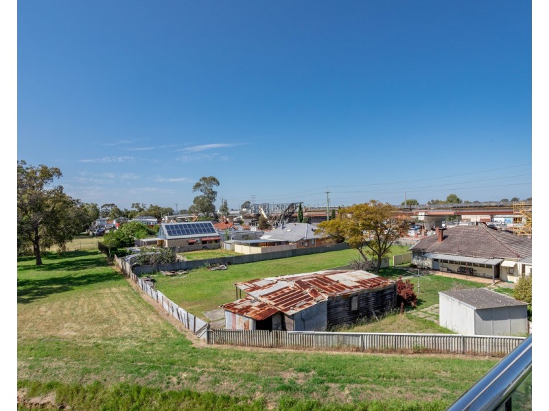 213/348 Railway Parade, Beckenham WA 6107