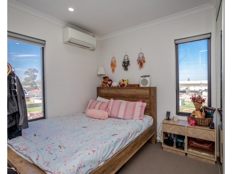 213/348 Railway Parade, Beckenham WA 6107