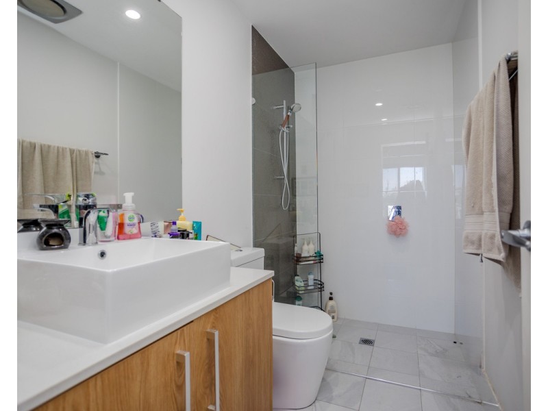 213/348 Railway Parade, Beckenham WA 6107