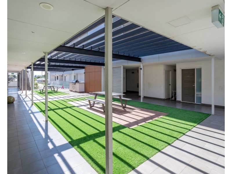 213/348 Railway Parade, Beckenham WA 6107