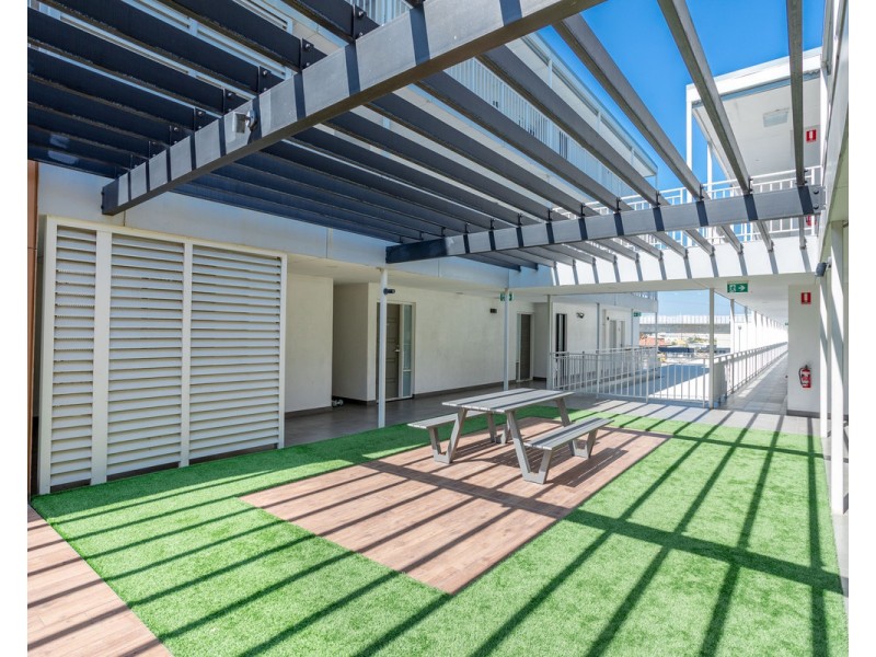 213/348 Railway Parade, Beckenham WA 6107