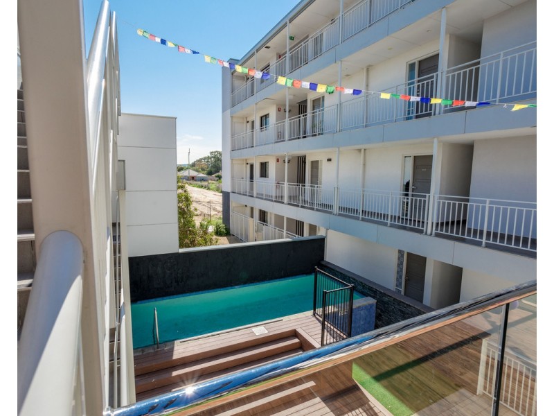 213/348 Railway Parade, Beckenham WA 6107