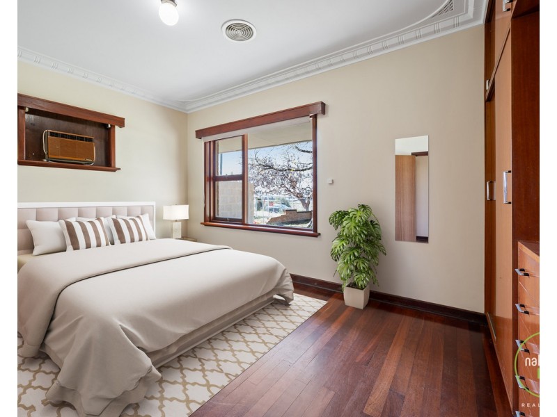 327 Eleventh Road, Hilbert WA 6112