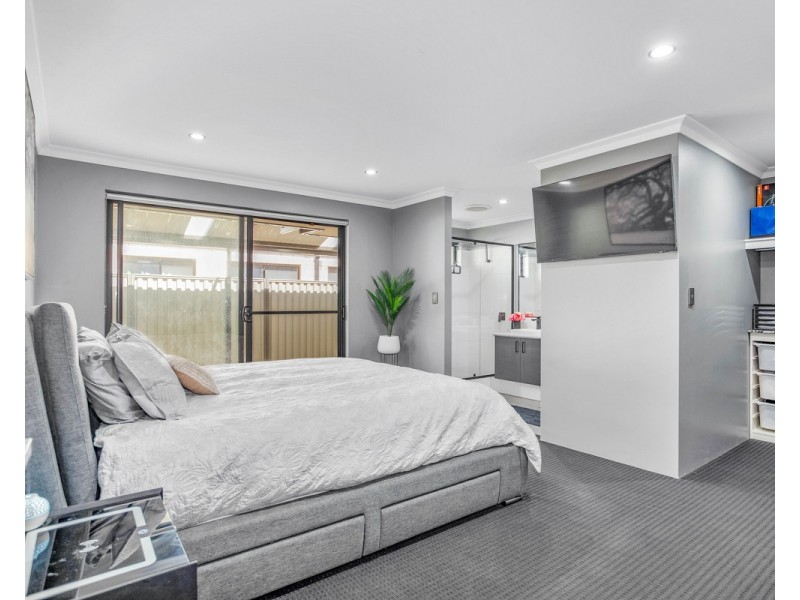 11 Bosun Rise, Byford WA 6122