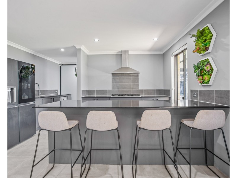 11 Bosun Rise, Byford WA 6122