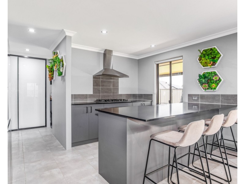 11 Bosun Rise, Byford WA 6122