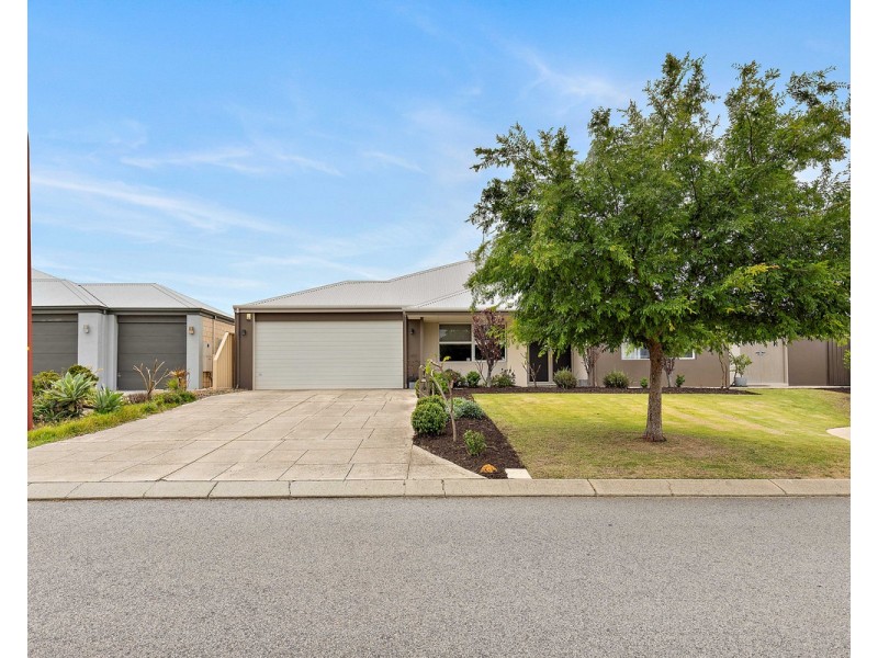 6 Stillwater Street, Southern River WA 6110