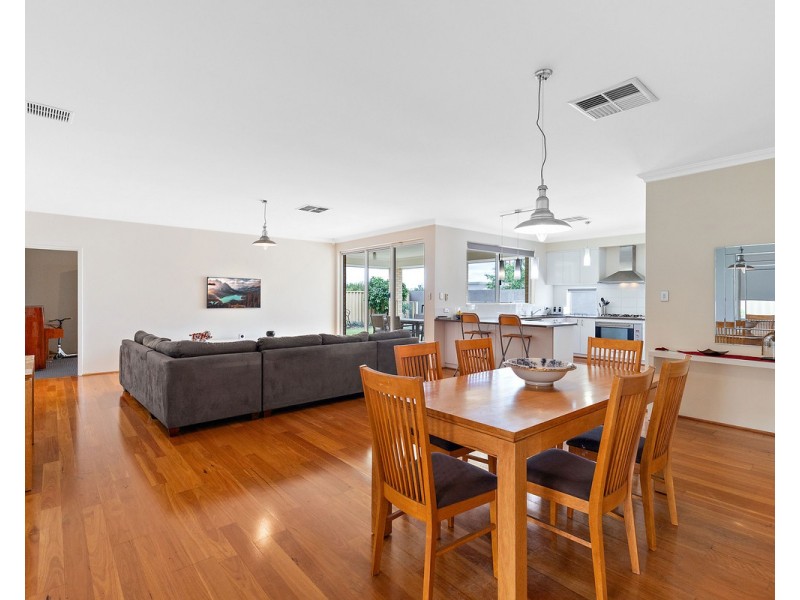 6 Stillwater Street, Southern River WA 6110