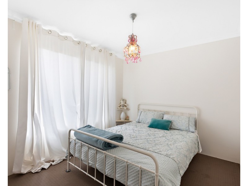 6 Stillwater Street, Southern River WA 6110