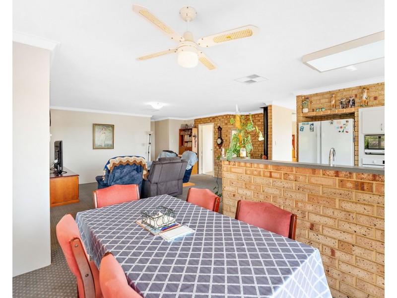 52 Morundah Place, Kelmscott WA 6111