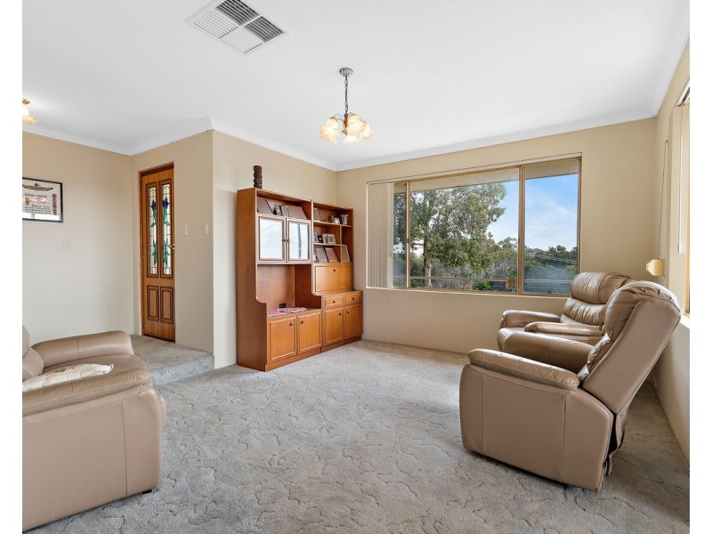 52 Morundah Place, Kelmscott WA 6111