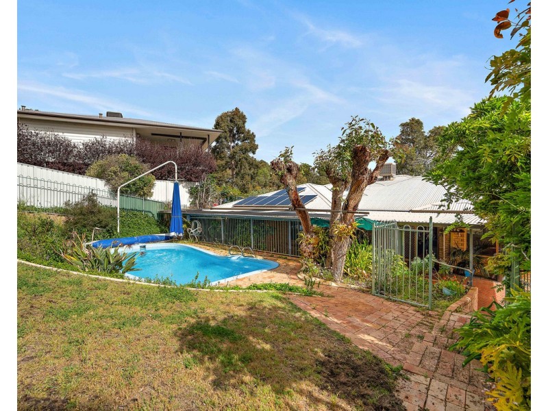 52 Morundah Place, Kelmscott WA 6111