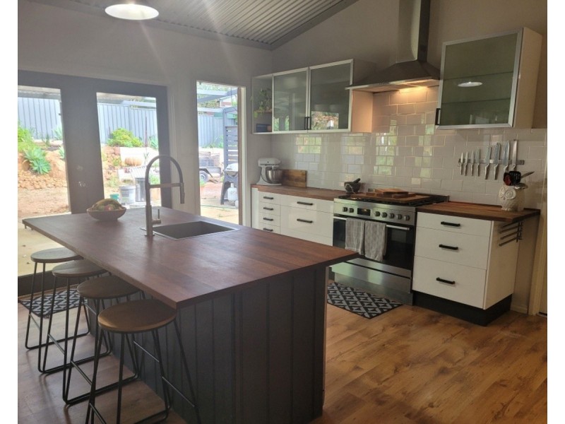 71 Paterson Road, Mount Nasura WA 6112