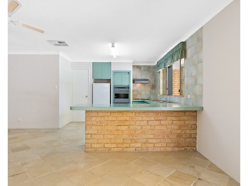 19 Admiral Road, Bedfordale WA 6112