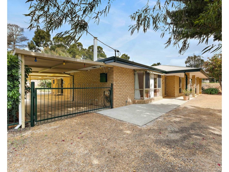 19 Admiral Road, Bedfordale WA 6112