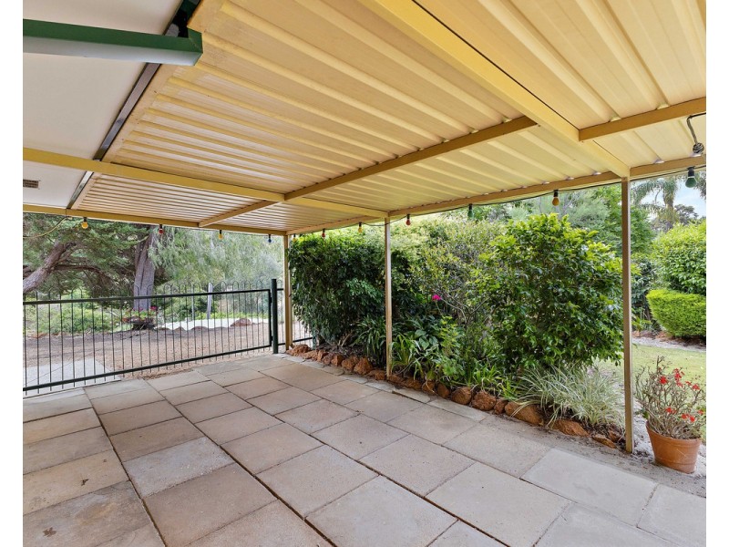 19 Admiral Road, Bedfordale WA 6112