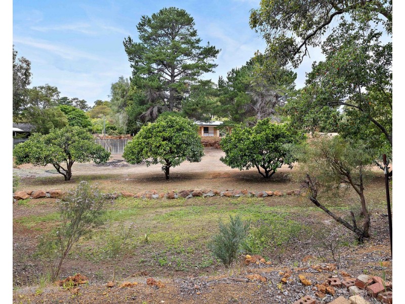 19 Admiral Road, Bedfordale WA 6112