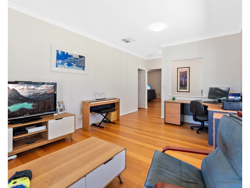 2 Cartland Court, Bedfordale WA 6112