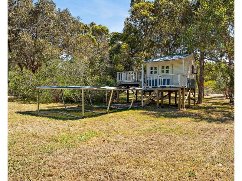 2 Cartland Court, Bedfordale WA 6112