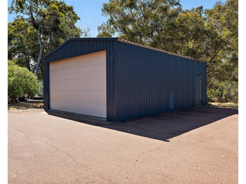 2 Cartland Court, Bedfordale WA 6112