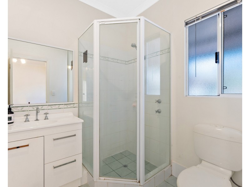 2 Cartland Court, Bedfordale WA 6112