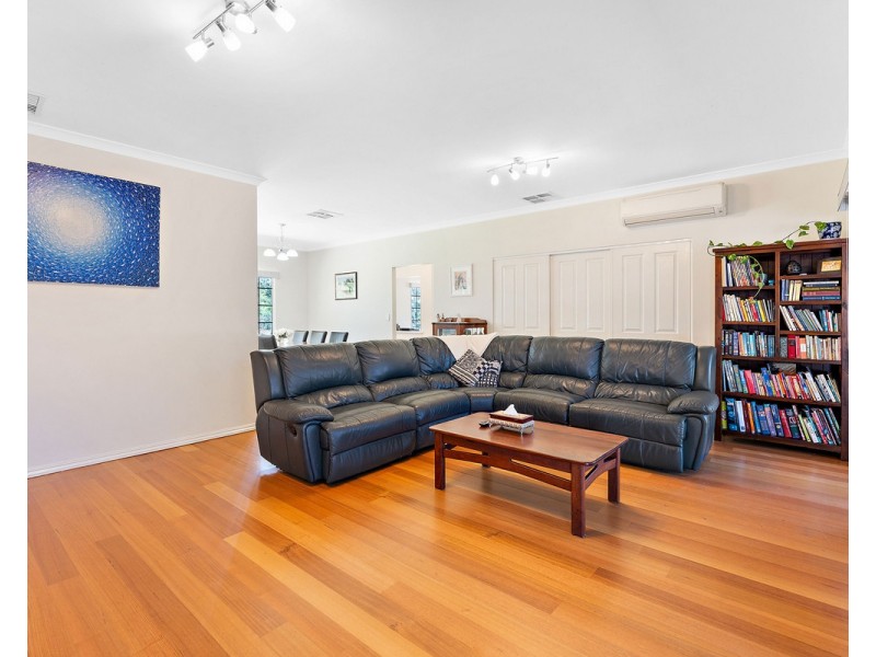 2 Cartland Court, Bedfordale WA 6112