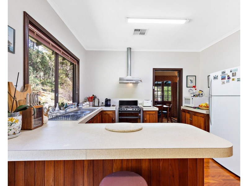 6 Chipper Close, Bedfordale WA 6112