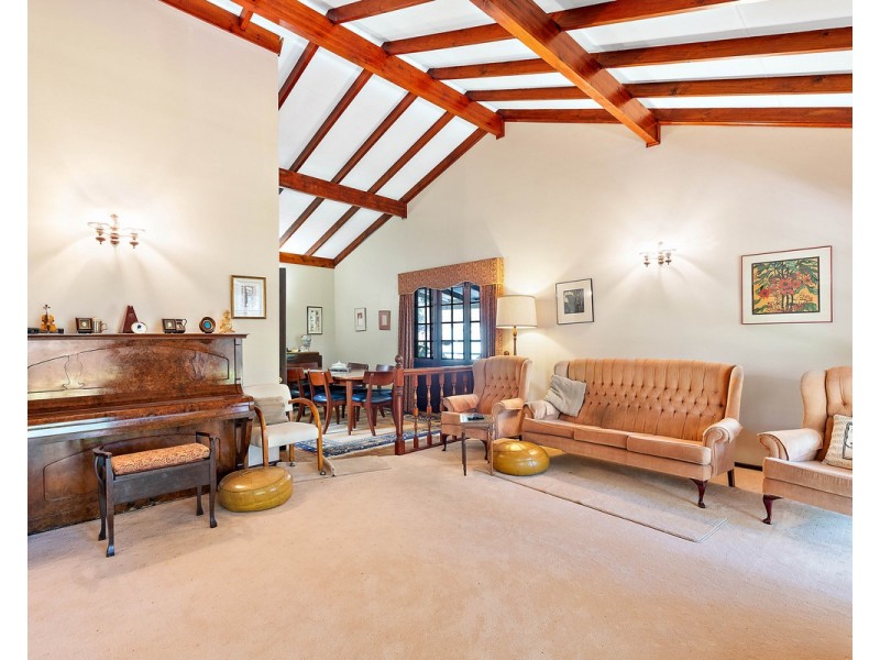 6 Chipper Close, Bedfordale WA 6112