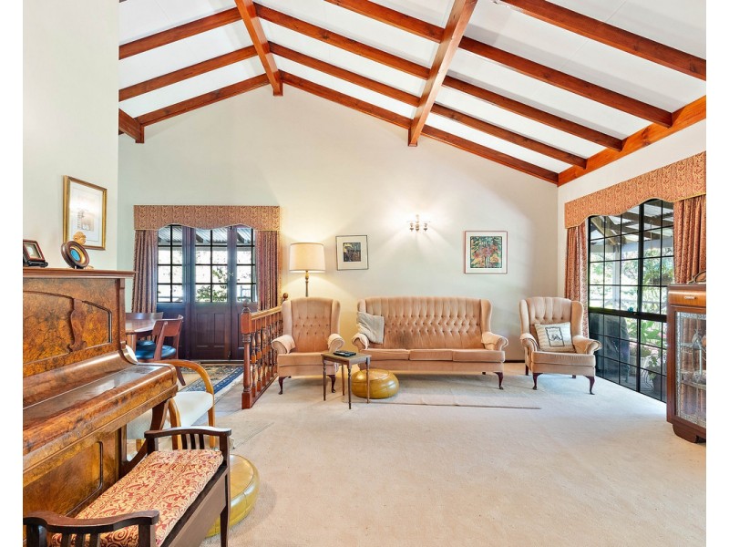 6 Chipper Close, Bedfordale WA 6112