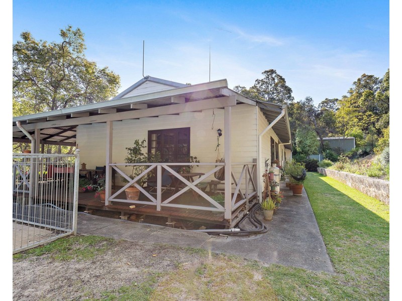 6 Chipper Close, Bedfordale WA 6112