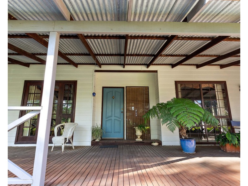 6 Chipper Close, Bedfordale WA 6112