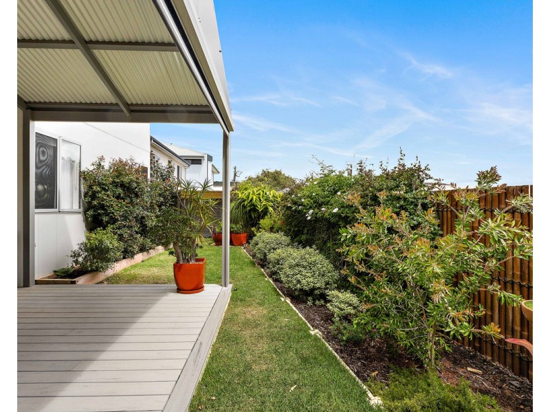 38 Derry Avenue, Mount Nasura WA 6112