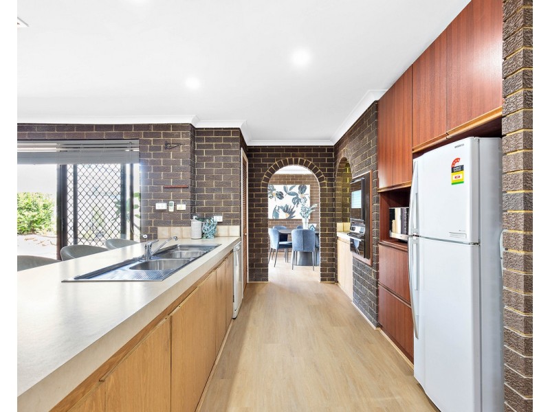 53 Peelwood Parade, Halls Head WA 6210