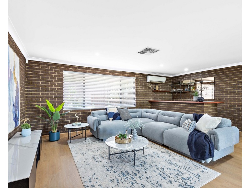 53 Peelwood Parade, Halls Head WA 6210