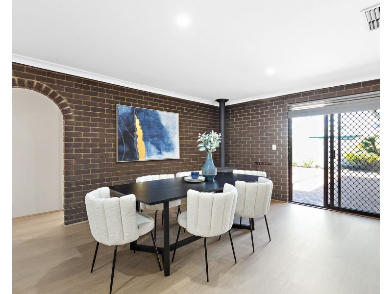 53 Peelwood Parade, Halls Head WA 6210