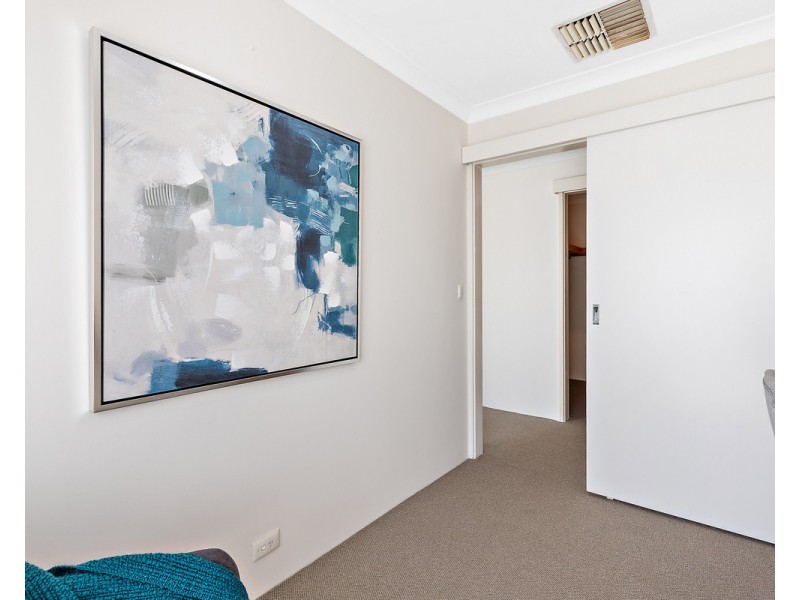 53 Peelwood Parade, Halls Head WA 6210