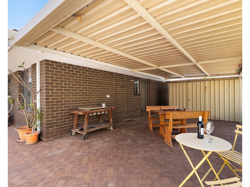 53 Peelwood Parade, Halls Head WA 6210