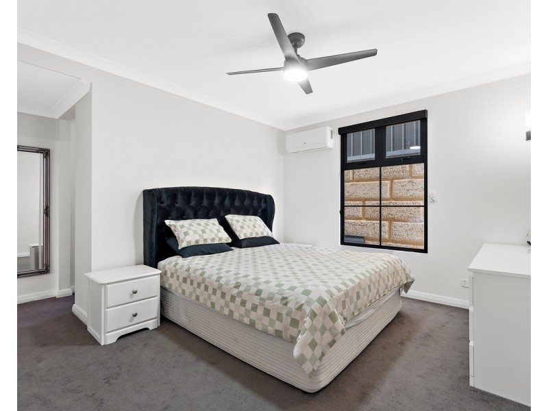 35 Derry Avenue, Mount Nasura WA 6112