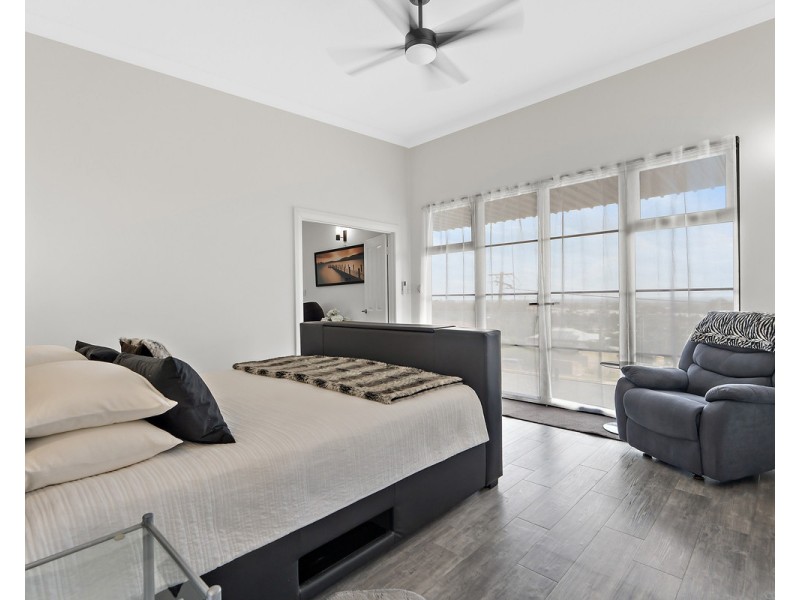 35 Derry Avenue, Mount Nasura WA 6112