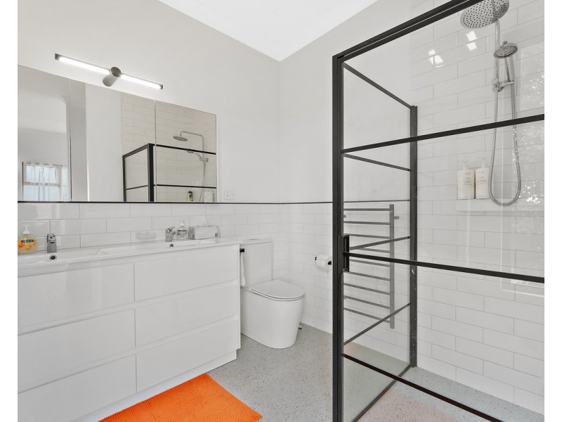 35 Derry Avenue, Mount Nasura WA 6112